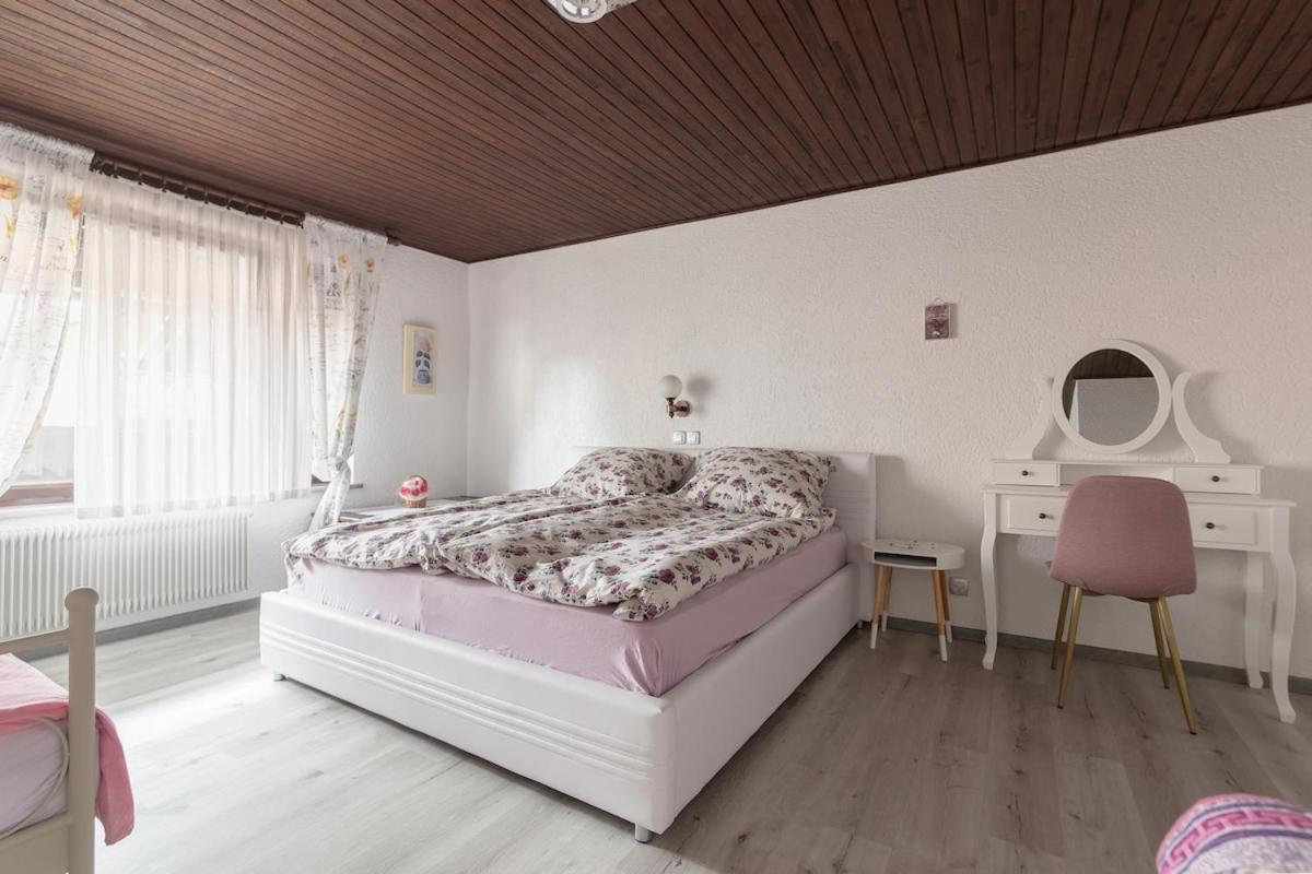 Family Apartment Nakiteya Λιουμπλιάνα Εξωτερικό φωτογραφία
